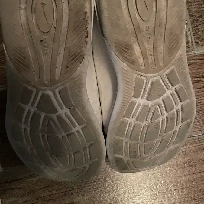 [BUNJANG] Nike Air Max Excee White Sneakers / 나이키 에어맥스 엑시스 화이트 운동화