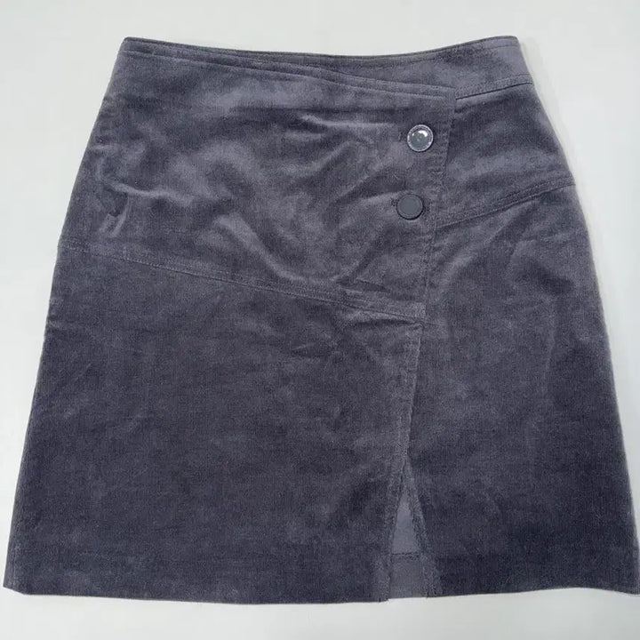[SOLD OUT] 씨씨콜렉트 벨벳 미니 스커트