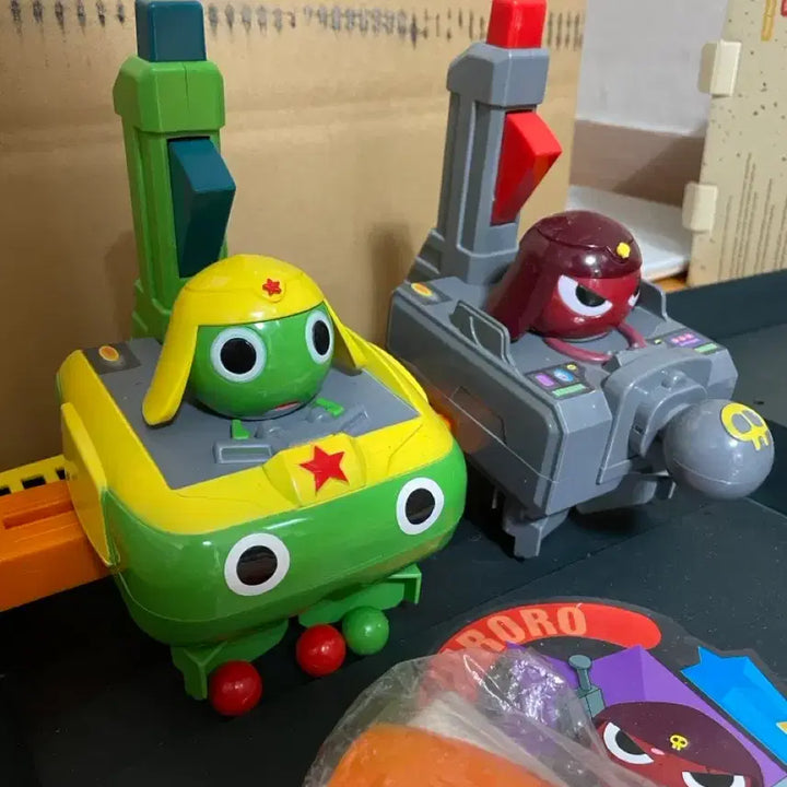 [BUNJANG] Keroro Classic Board Game / 케로로 고전 보드게임/ 케로로 퍼렁별 침략배틀/ 케로로 고전 장난감