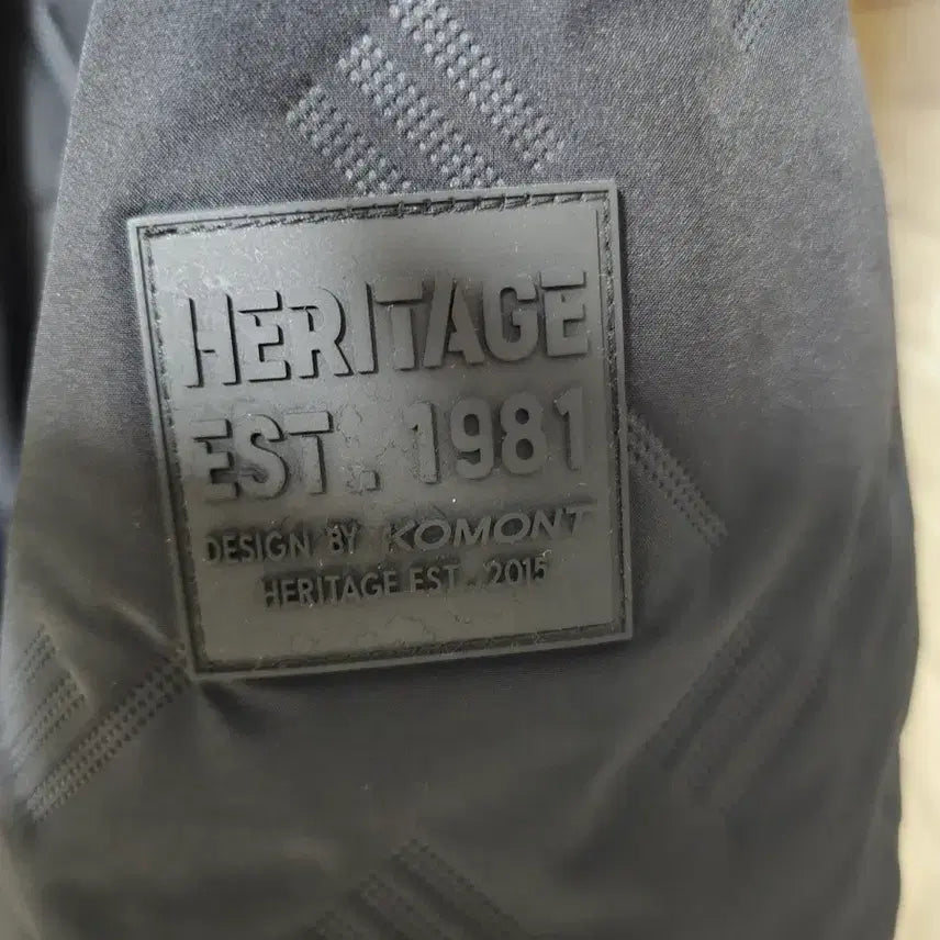 [BUNJANG] Unknown Brand Lightweight Padded Jacket (Size 110) / 코몽트 고주파경량패딩점퍼110(새상품)