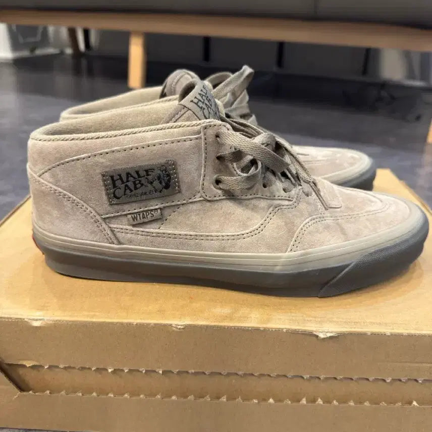 [BUNJANG] Vans x Doubletaps Half Cab Sneakers / 반스 하프캡 더블탭스 270