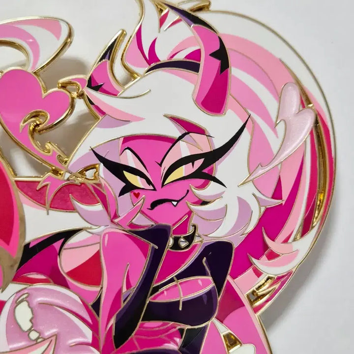 [BUNJANG] Heluva Boss Verosika Metal Pin / 헬루바보스 베로시카 뱃지
