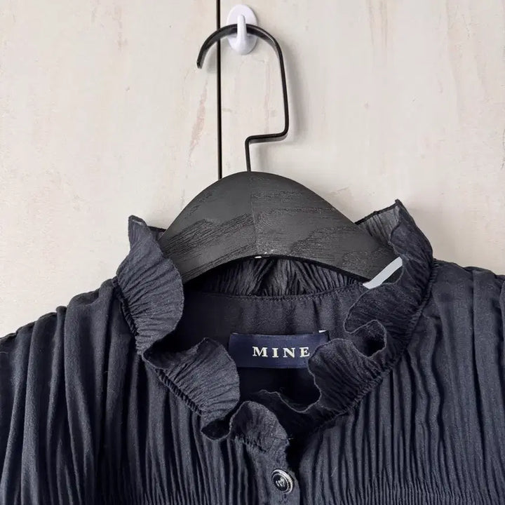 [BUNJANG] MINE Pleated Blouse (Size 55) / 새상품 한섬 MINE 주름 블라우스 (55사이즈)