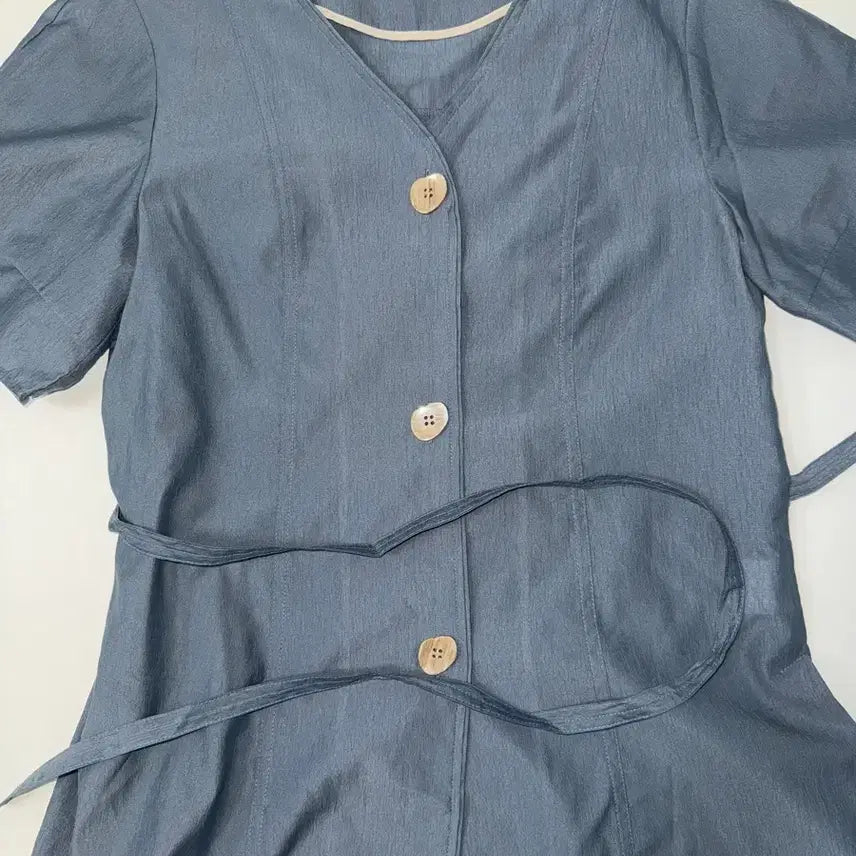 [BUNJANG] ROEM Blue Linen Blouse / 로엠 블루 린넨 블라우스