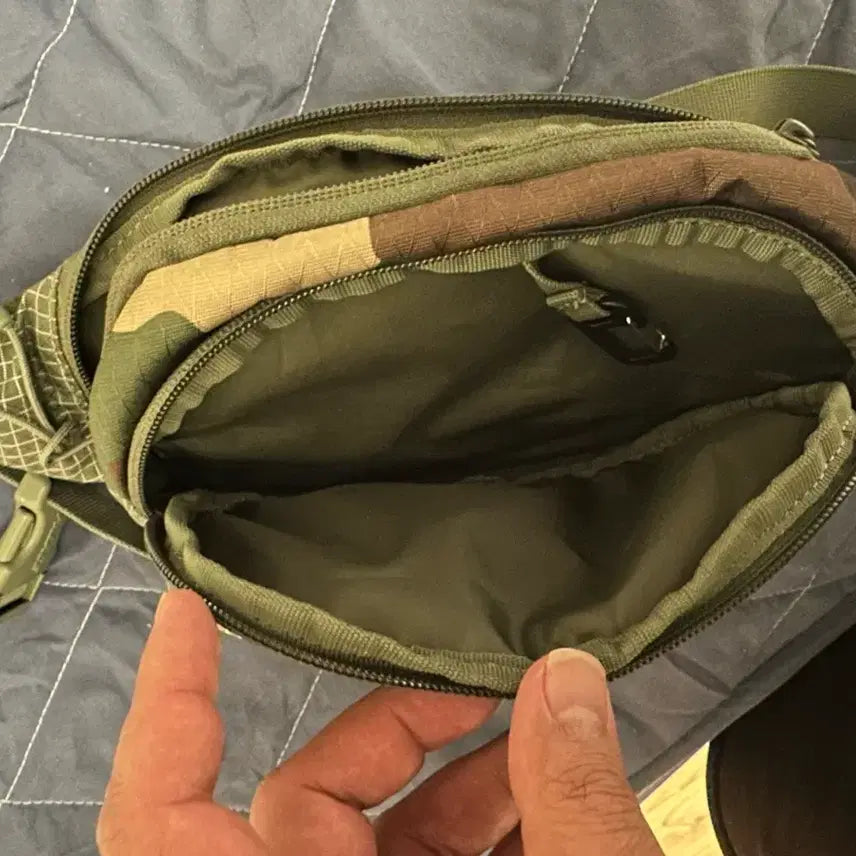 [BUNJANG] Palace Camo Waist Bag / 팔라스 카모 웨이스트백 힙색 팔아요