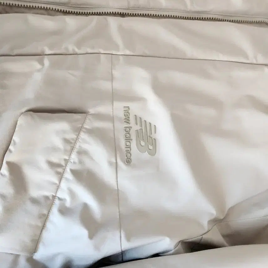 [BUNJANG] New Balance Cave Goose Down Jacket Light Khaki / 뉴발란스 패딩 케이브 구스다운 라이트카키.ALL TERRAIN XL105