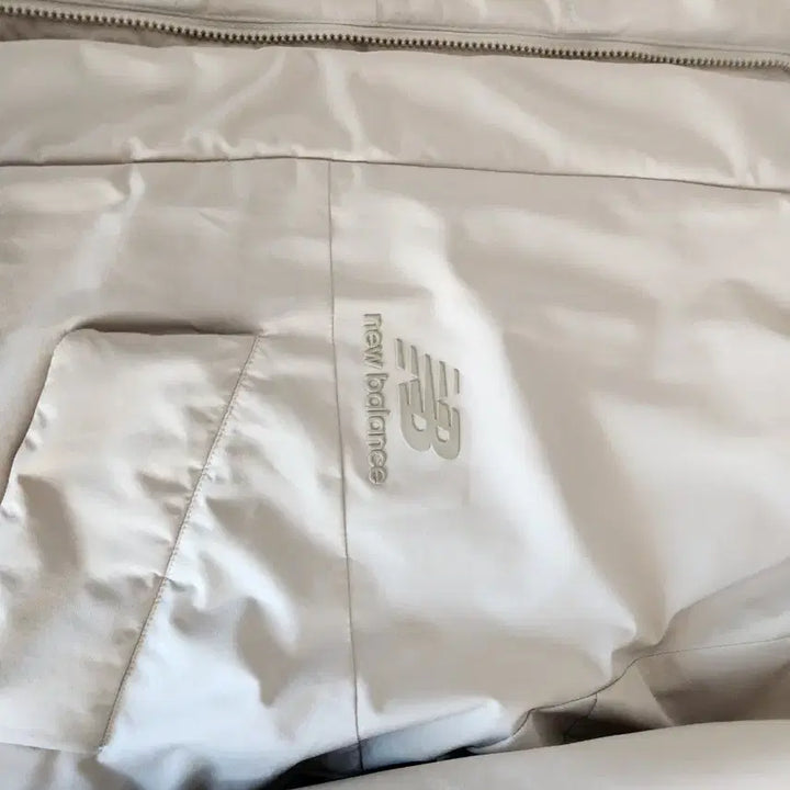 [BUNJANG] New Balance Cave Goose Down Jacket Light Khaki / 뉴발란스 패딩 케이브 구스다운 라이트카키.ALL TERRAIN XL105