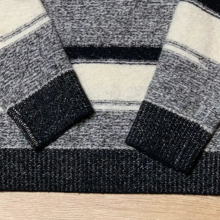 [BUNJANG] Series Wool Blend Knit Sweater / 시리즈 울혼방 니트