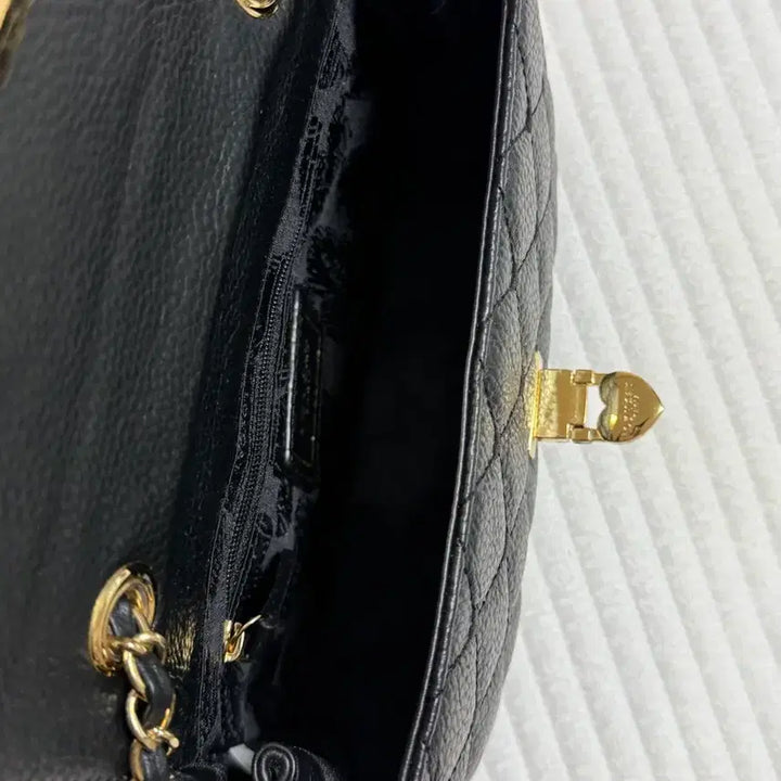 [BUNJANG] Lovecat Quilted Chain Bag / 러브캣 체인백