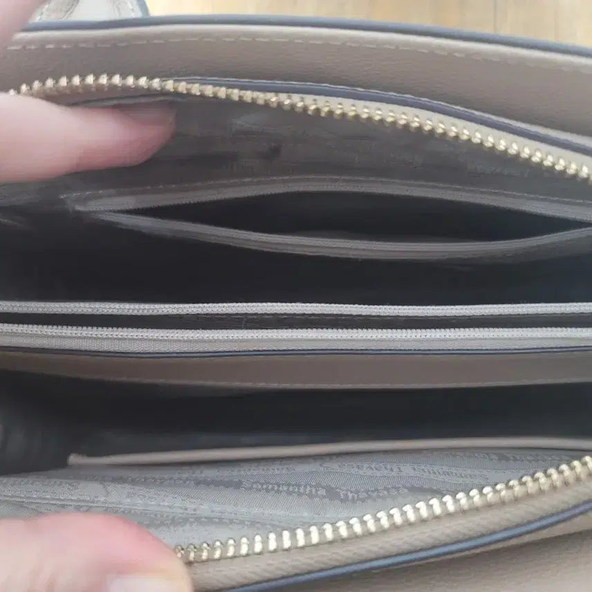 [BUNJANG] Samantha Thavasa Leather Tote Bag / 사만사타바사 소가죽 가방