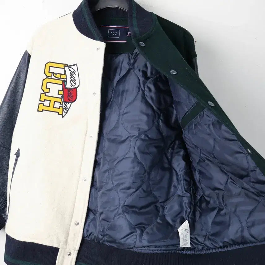 [BUNJANG] Romantic Crown Child Hood Varsity Jacket / 95/로맨틱크라운 차일드 후드 바시티 자켓