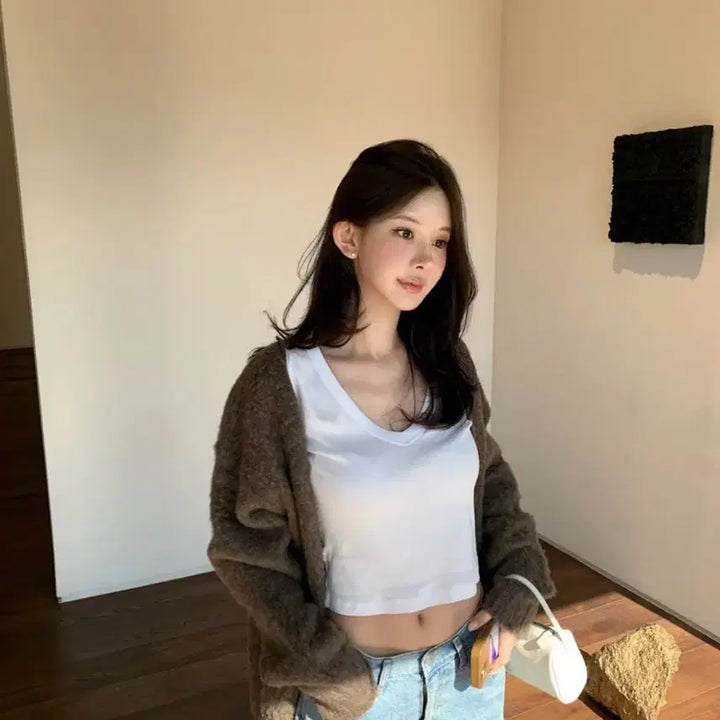 [BUNJANG] Senne Slim V-Neck T-Shirt / 센느 마켓 Senne 슬림 브이 티 (새제품)