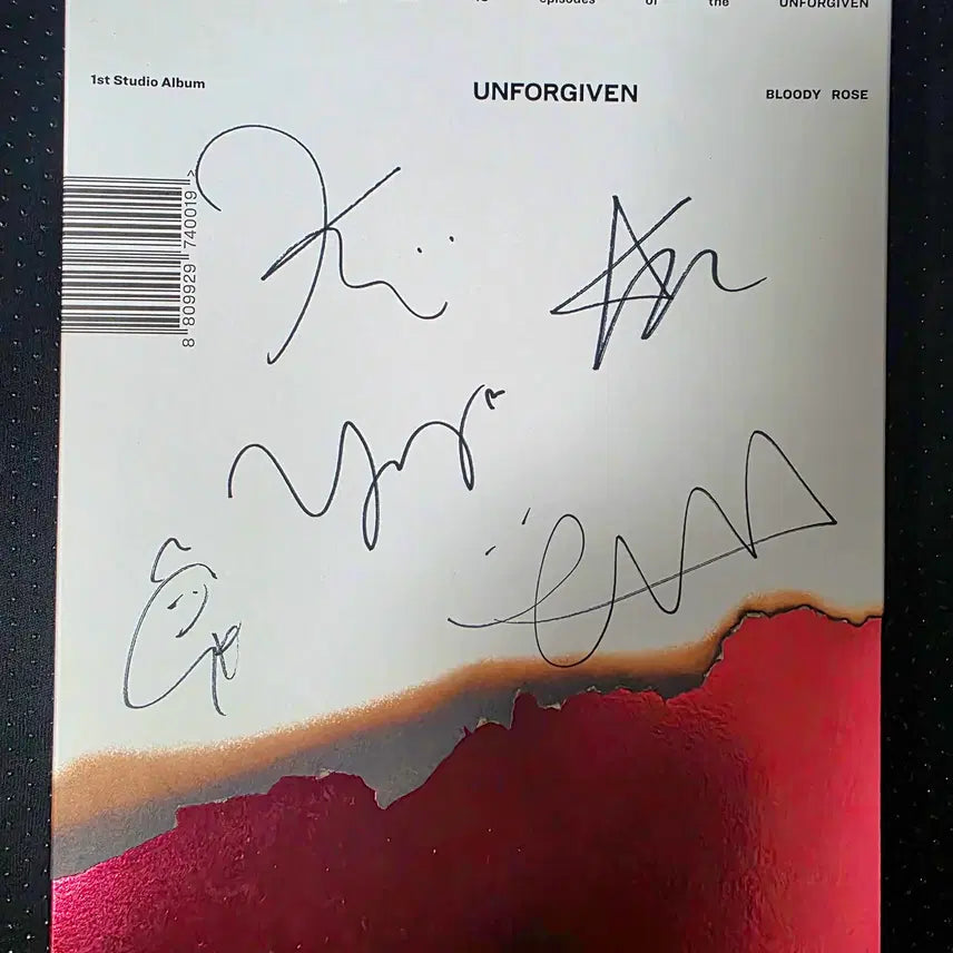 [BUNJANG] LE SSERAFIM UNFORGIVEN Signed Album / 르세라핌 UNFORGIVEN 친필 싸인 앨범 판매