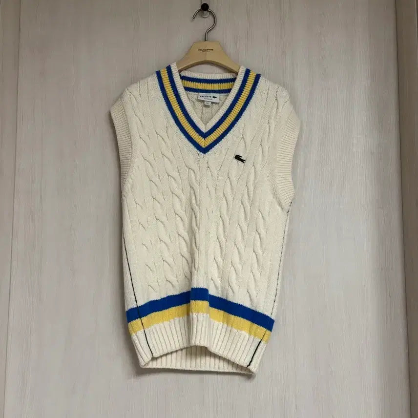 [BUNJANG] Lacoste Knit Vest Ivory / 라코스테 니트 조끼 아이보리