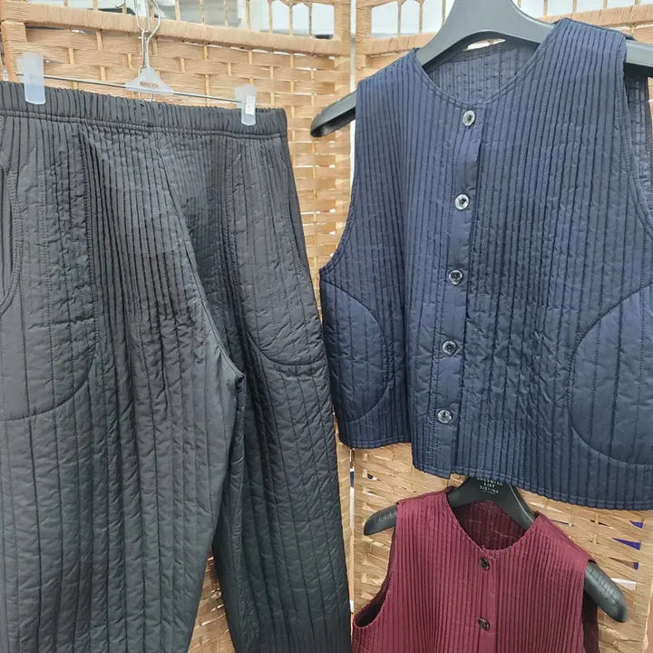 [BUNJANG] Black Quilted Pants, Pleats / [새상품-마지막 1장씩] 검정 누빔 바지, 플리츠