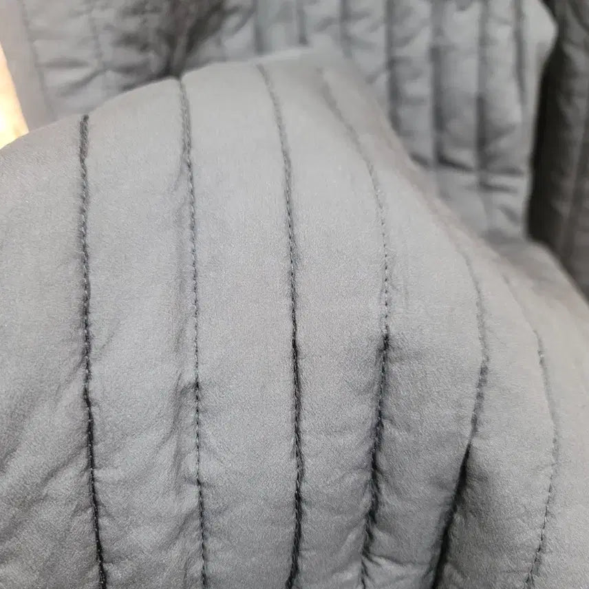 [BUNJANG] Black Quilted Pants, Pleats / [새상품-마지막 1장씩] 검정 누빔 바지, 플리츠