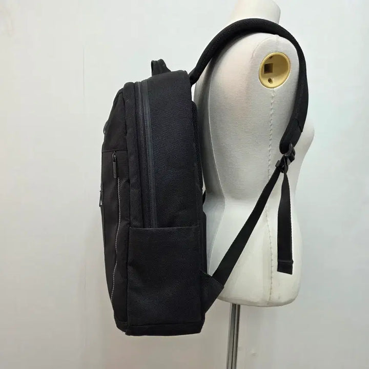 [BUNJANG] Samsonite Red Timothy Goodman Laptop Backpack / 쌤쏘나이트 레드 티모시굿맨 콜라보 랩탑 수납 백팩