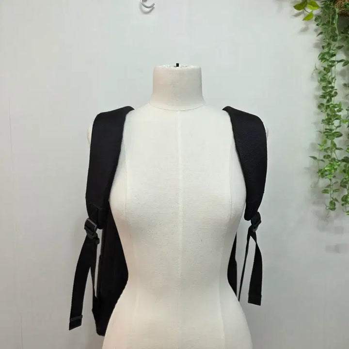 [BUNJANG] Samsonite Red Timothy Goodman Laptop Backpack / 쌤쏘나이트 레드 티모시굿맨 콜라보 랩탑 수납 백팩