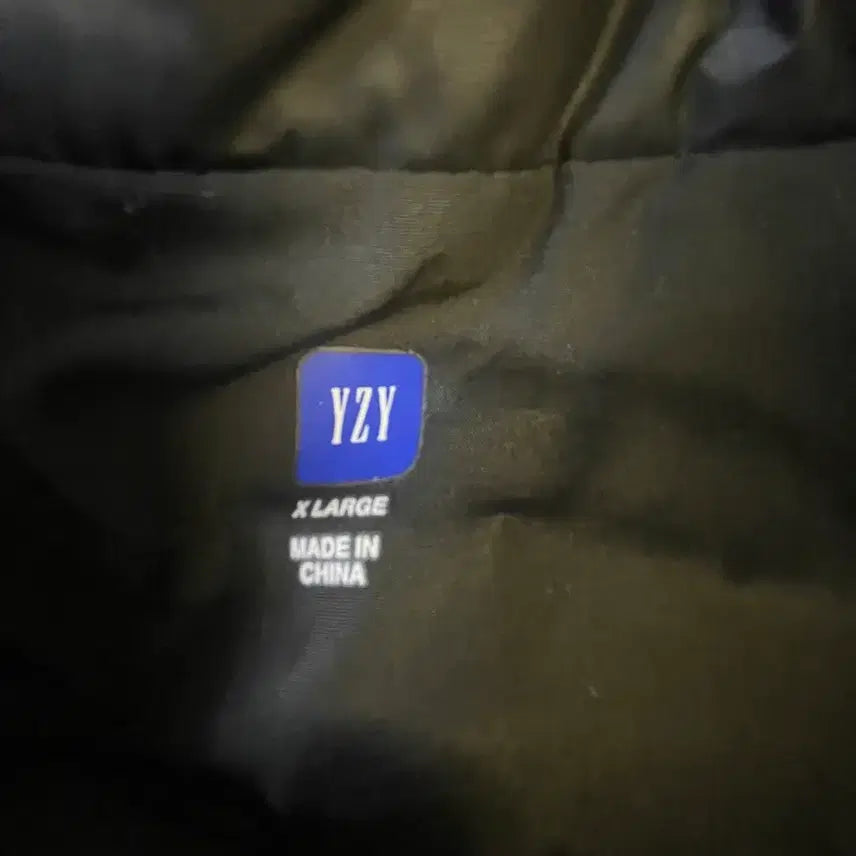 [BUNJANG] Kanye West Yeezy Gap Round Jacket 1 XL / 이지갭 라운드 자켓 1 XL 새제품 칸예 웨스트 이지 갭 패딩