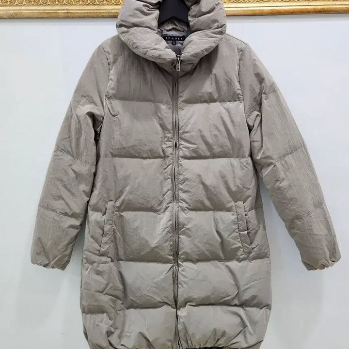 [BUNJANG] Theory Padded Coat (Size M) / 띠어리 패딩 코트
