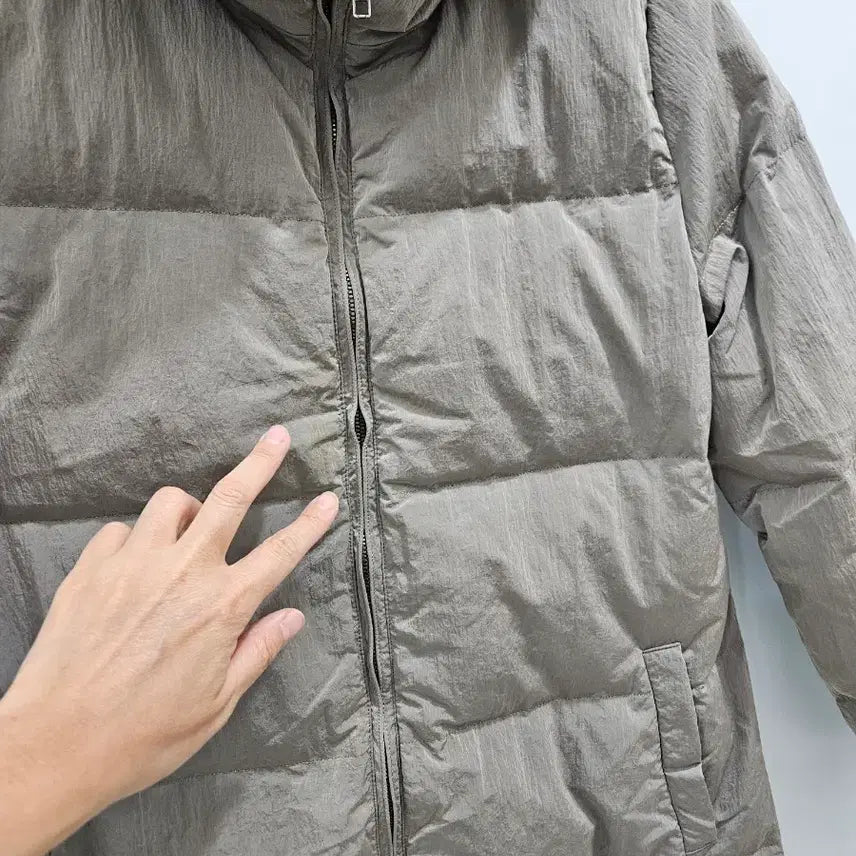 [BUNJANG] Theory Padded Coat (Size M) / 띠어리 패딩 코트