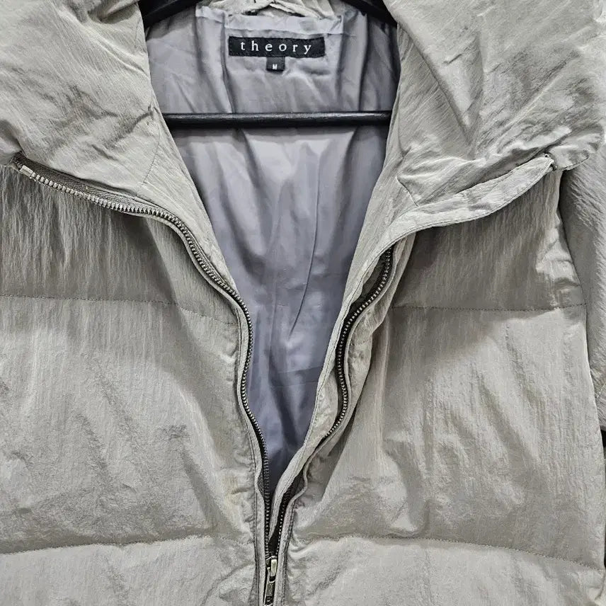 [BUNJANG] Theory Padded Coat (Size M) / 띠어리 패딩 코트