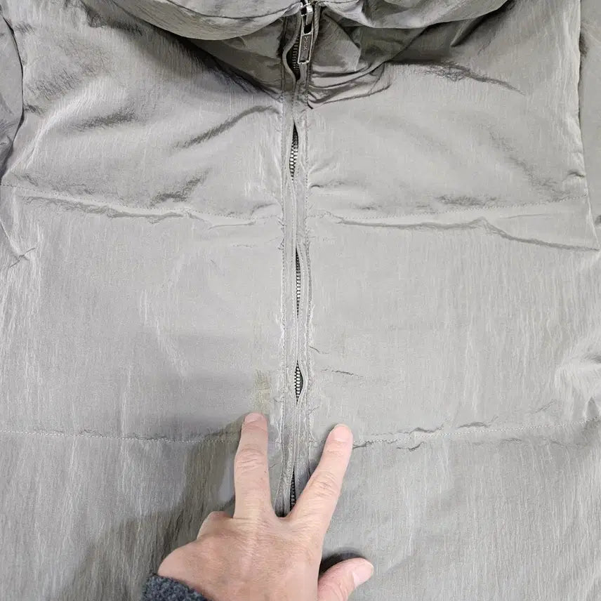 [BUNJANG] Theory Padded Coat (Size M) / 띠어리 패딩 코트