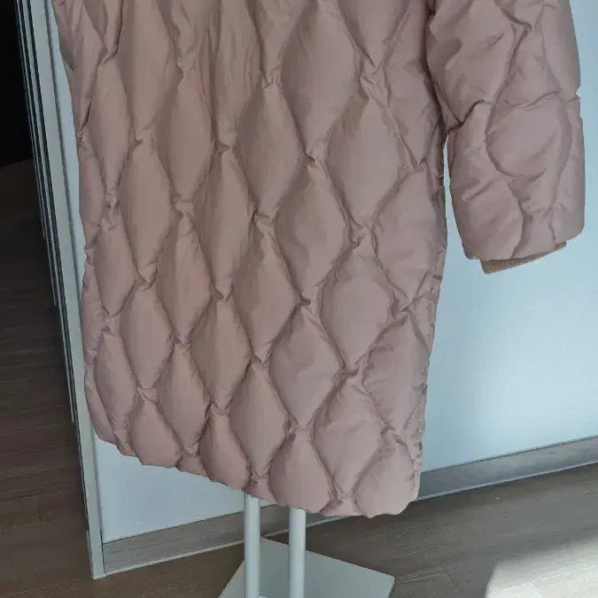 [BUNJANG] Lacoste (Female 95) Quilted Goose Down Long Padded Jacket / 라코스테(여95) 인디핑크 퀼팅 구스다운롱 패딩