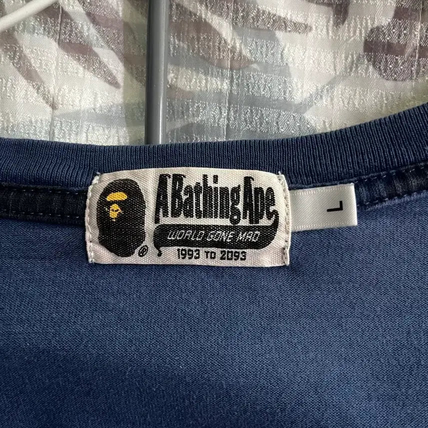 [BUNJANG] BAPE Shark Blue Camo Short Sleeve T-Shirt / BAPE 샤크 블루 카모 반팔 티셔츠
