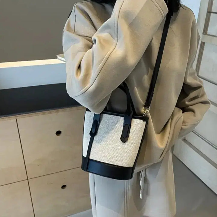 [BUNJANG] Canvas Crossbody Bag (Black) / 새것)캔버스백 크로스백(블랙)