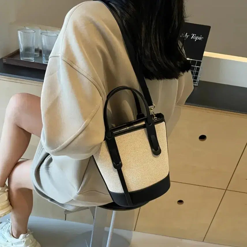 [BUNJANG] Canvas Crossbody Bag (Black) / 새것)캔버스백 크로스백(블랙)