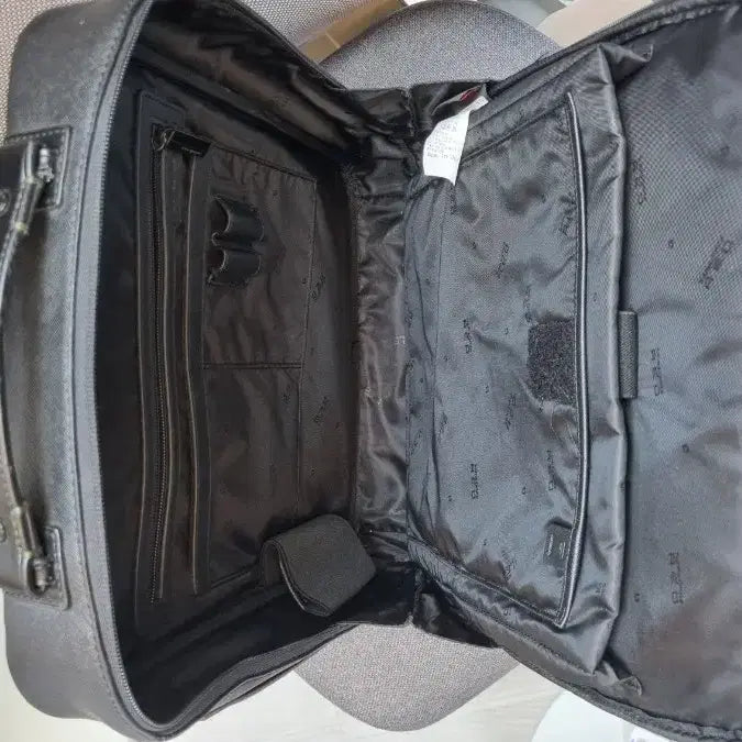 [BUNJANG] Samsonite RED HANFOI Leather Backpack / 쌤소나이트레드 HANFOI 가죽 백팩(15.6')