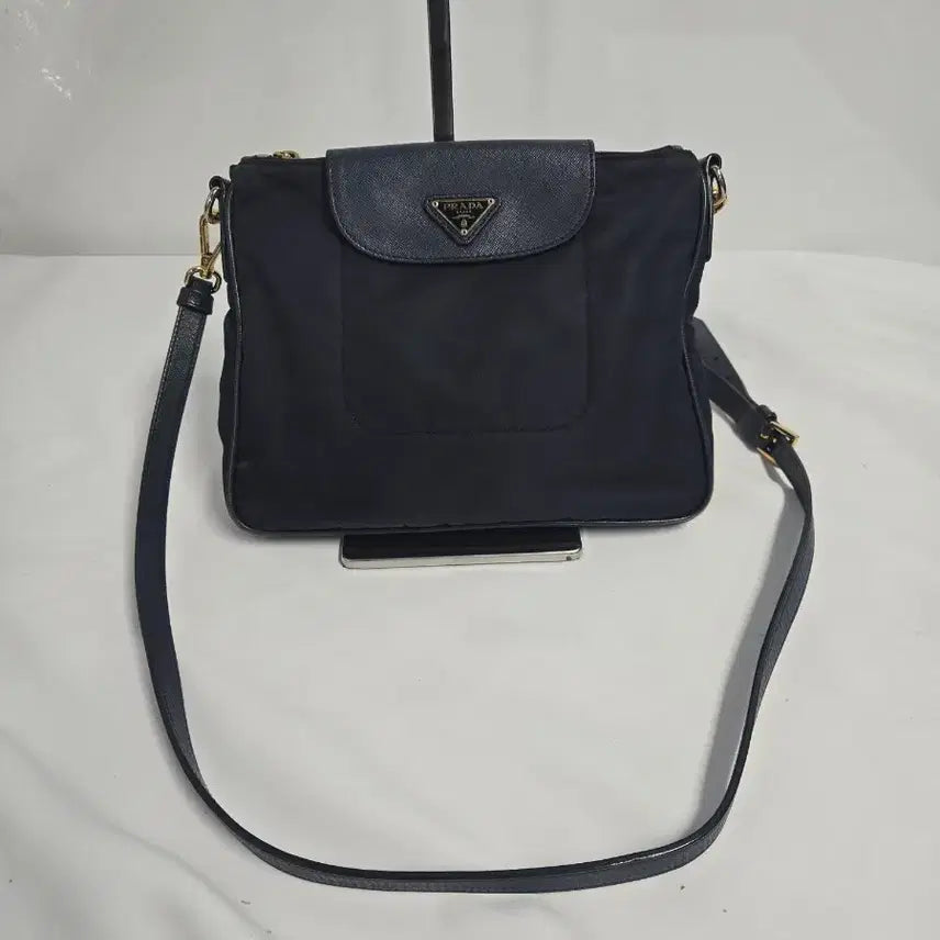 [BUNJANG] Prada Pocono Crossbody Bag Navy / 프라다 포코노 사피아노 크로스백 네이비