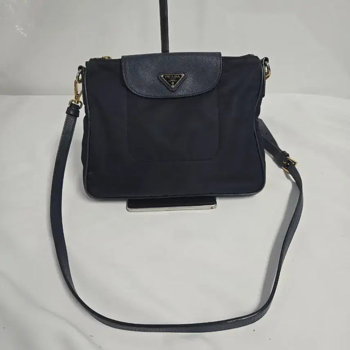 [BUNJANG] Prada Pocono Crossbody Bag Navy / 프라다 포코노 사피아노 크로스백 네이비