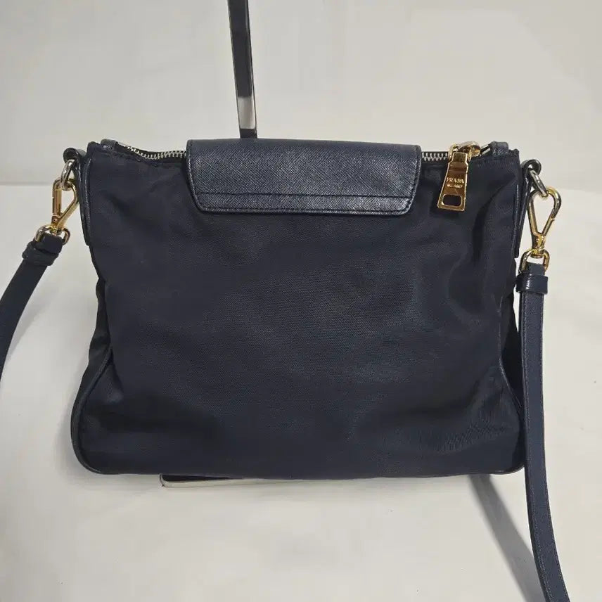[BUNJANG] Prada Pocono Crossbody Bag Navy / 프라다 포코노 사피아노 크로스백 네이비