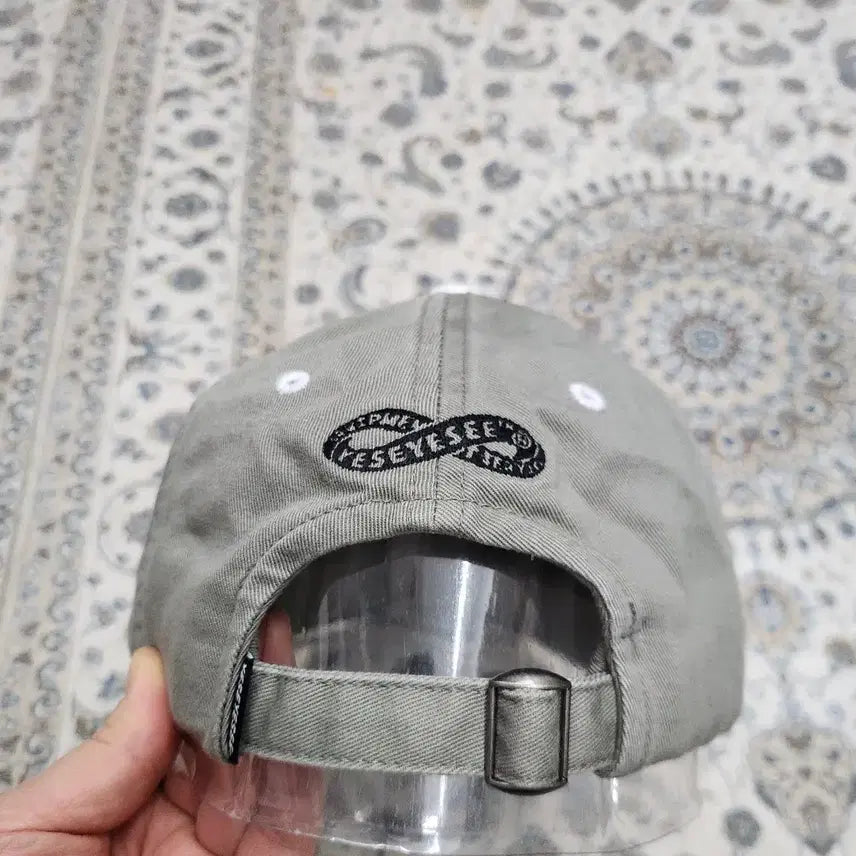 [BUNJANG] YESEYESEE Grey Logo Ball Cap / YESEYESEE 예스아이씨 그레이 로고 볼캡