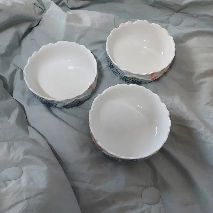 [SOLD OUT] 은전 우일요   김익영 청화 연꽃 도자기 공기 미사용