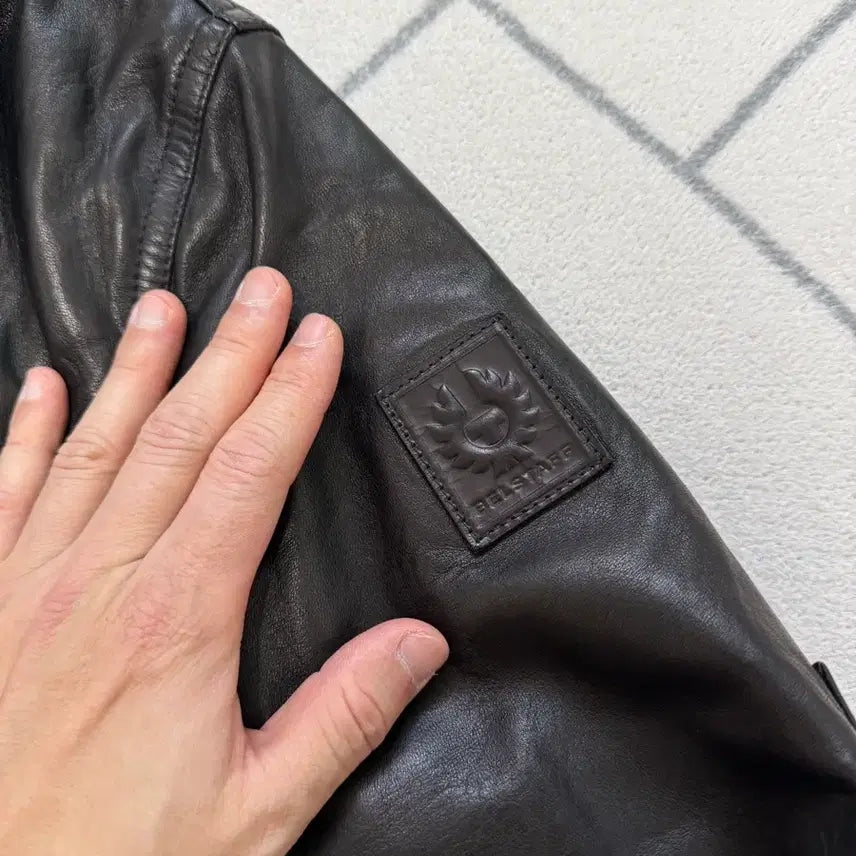 [BUNJANG] Belstaff Chart A-2 Leather Jacket / (새제품/IT46) 벨스타프 쉬어링카라 Chart A-2레더 자켓