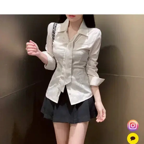 [BUNJANG] Do Eun Closet Collar V-neck Blouse Beige / 도은클로젯 카라 브이넥 블라우스 베이지