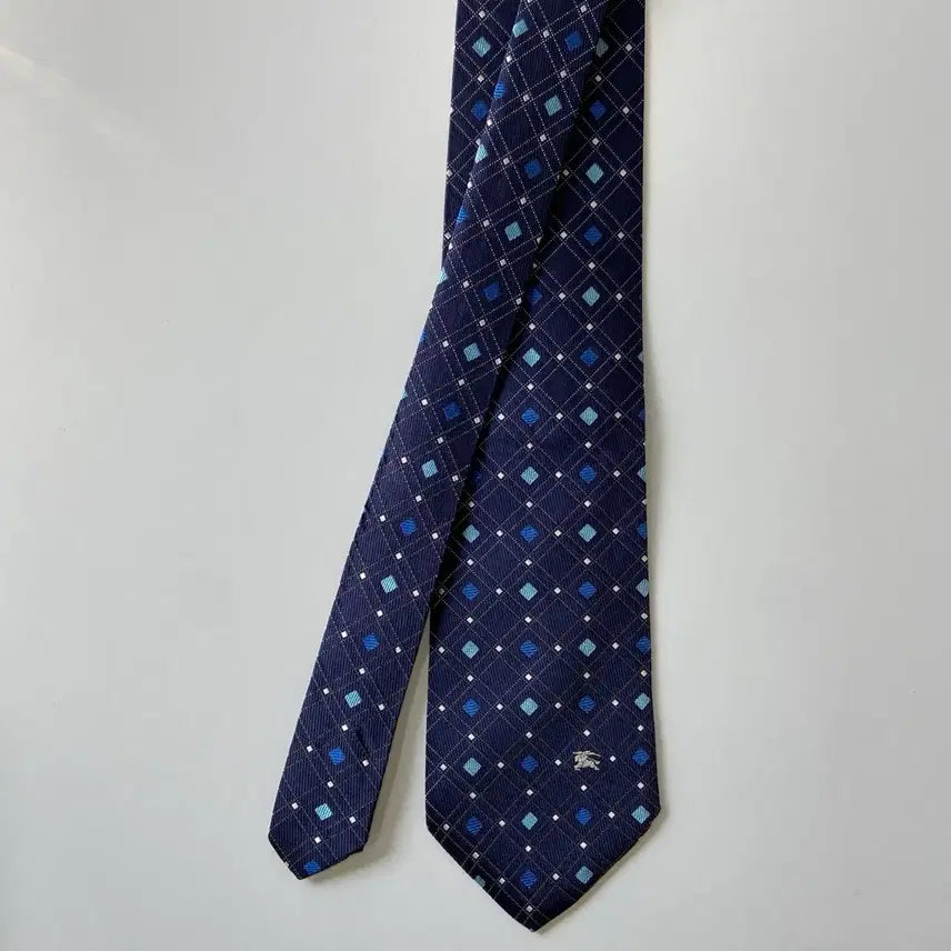 [BUNJANG] Burberry Simple Logo Silk Necktie / 버버리 심플로고 명품 정품 넥타이 (Burberrys)