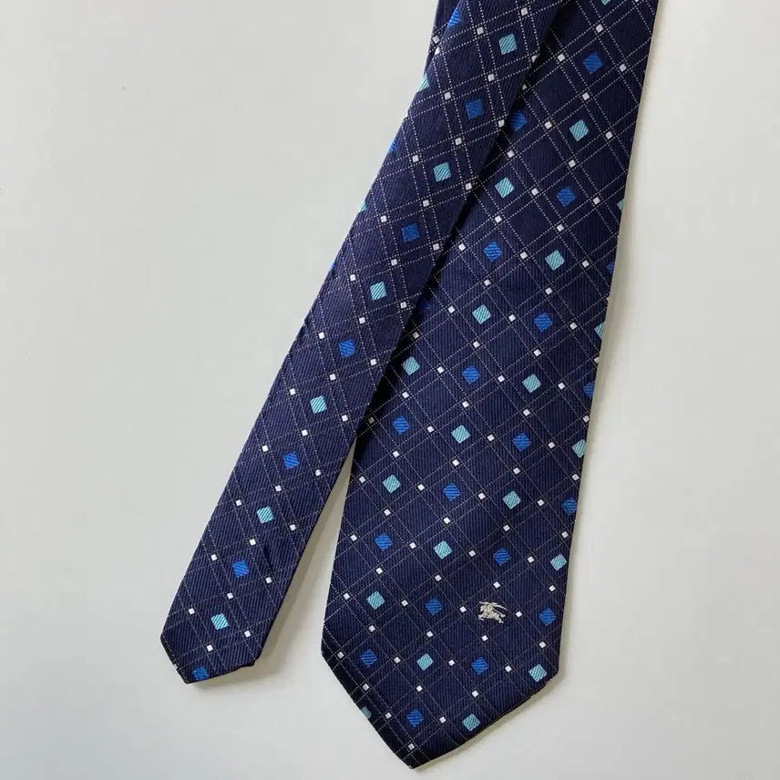[BUNJANG] Burberry Simple Logo Silk Necktie / 버버리 심플로고 명품 정품 넥타이 (Burberrys)