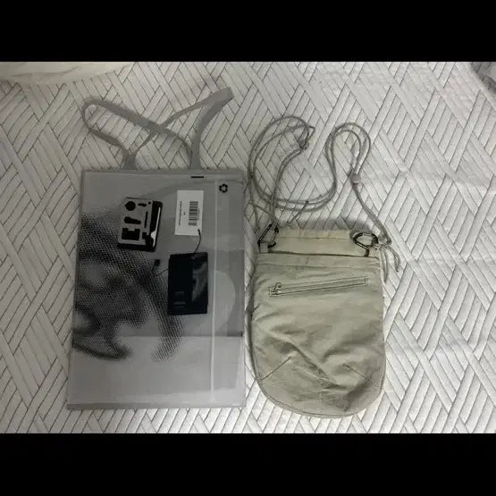 [SOLD OUT] 산산기어 크로스백