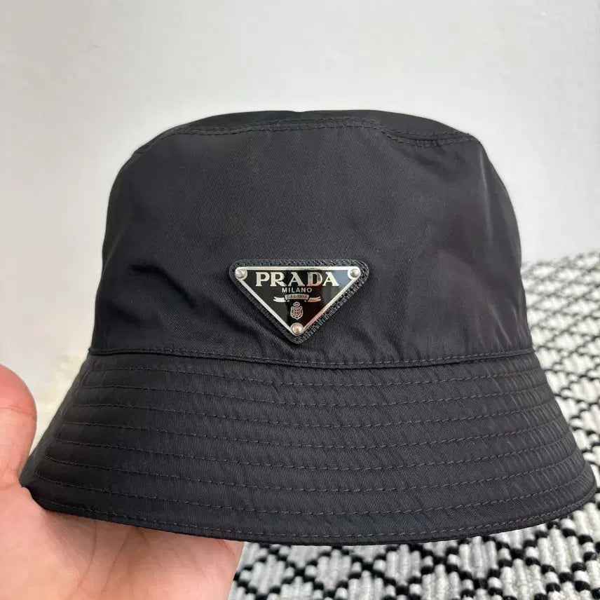 [BUNJANG] Prada Nylon Bucket Hat / [A급] 프라다 나일론 버킷햇 S사이즈