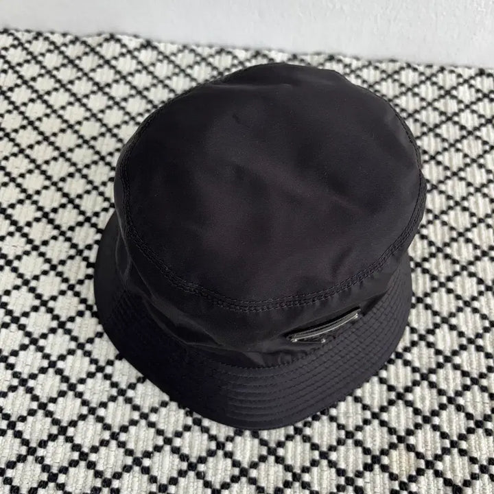 [BUNJANG] Prada Nylon Bucket Hat / [A급] 프라다 나일론 버킷햇 S사이즈