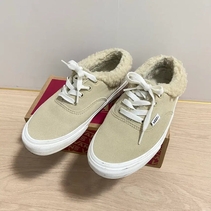[BUNJANG] Vans Authentic Sherpa Cozy Hug Mojave Desert Shoes / 반스 어센틱 셰르파 코지 허그 모하비 데저트 230