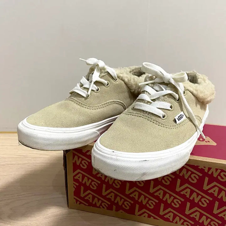 [BUNJANG] Vans Authentic Sherpa Cozy Hug Mojave Desert Shoes / 반스 어센틱 셰르파 코지 허그 모하비 데저트 230