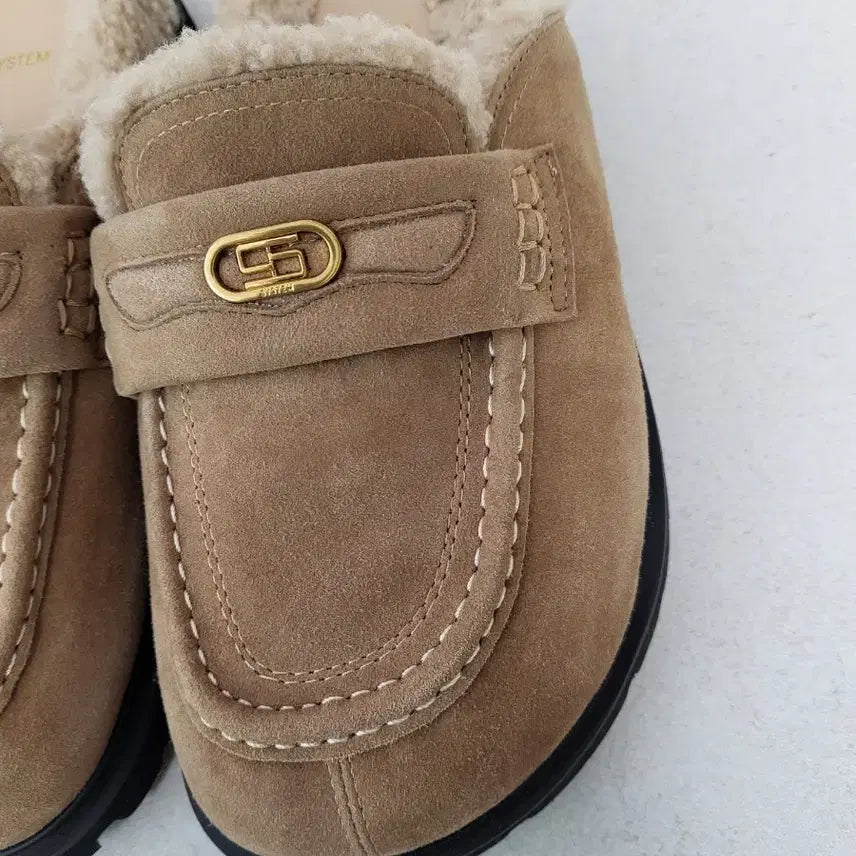 [BUNJANG] System UGG Slippers (Size 230) / 시스템 어그 슬리퍼(사진 도용시 법적조치)