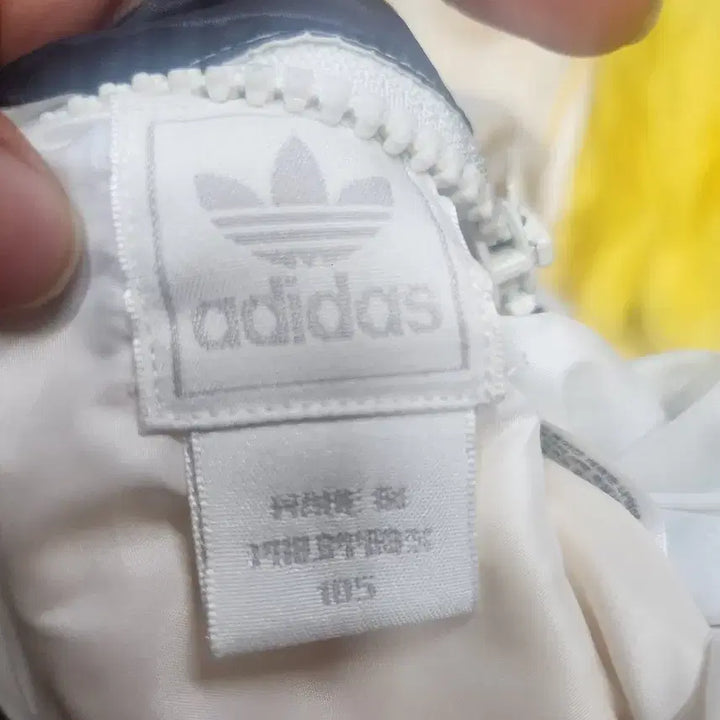 [BUNJANG] Adidas Reversible Windbreaker Jacket Colorful 105 / 아디다스 바람막이 리버시블자켓 컬러풀105
