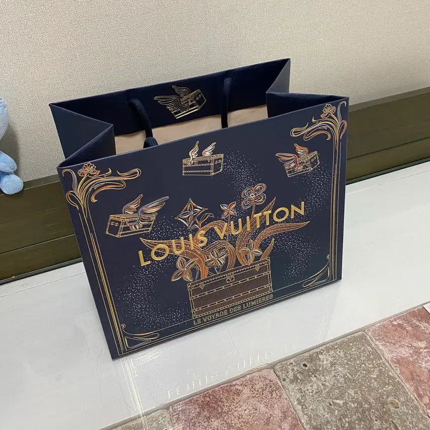 [BUNJANG] Louis Vuitton Holiday Shopping Bag / 루이비통 홀리데이 쇼핑백(25x21x15)