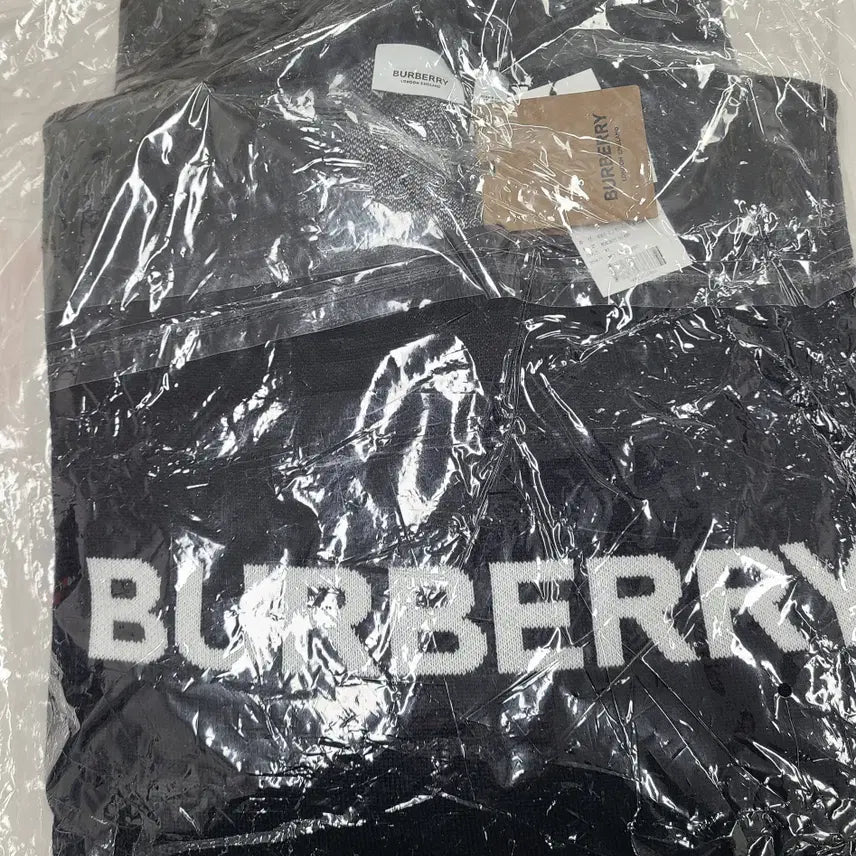 [BUNJANG] Burberry Sweater Round Knit XL / 버버리 사이즈XL  스웨터 라운드 니트 미사용